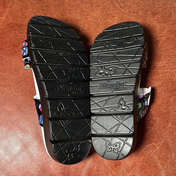 ALEGRIA BY PG LITE VITA SUGAR SKULLS SANDALS, WOMEN’S SIZE 9 - Picture 5 of 12